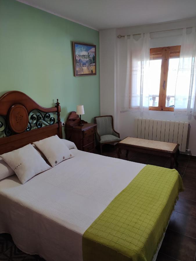 Casa Rural Mi Descanso Valdefuentes de Sangusín Exteriér fotografie