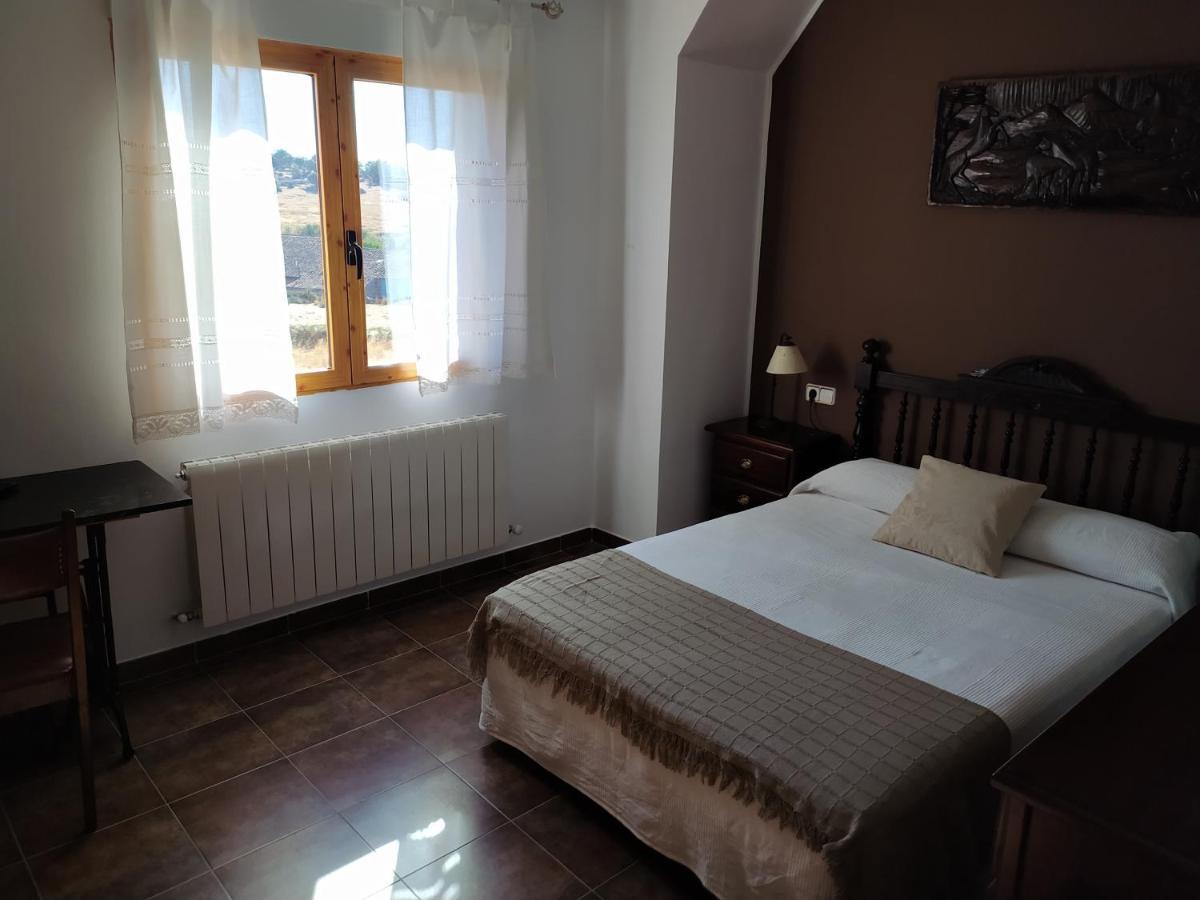 Casa Rural Mi Descanso Valdefuentes de Sangusín Exteriér fotografie