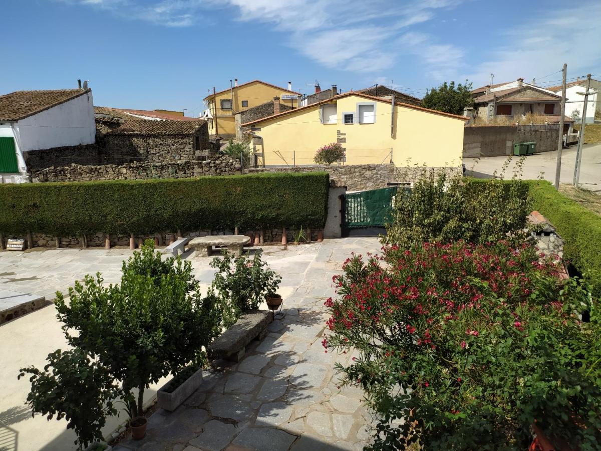 Casa Rural Mi Descanso Valdefuentes de Sangusín Exteriér fotografie