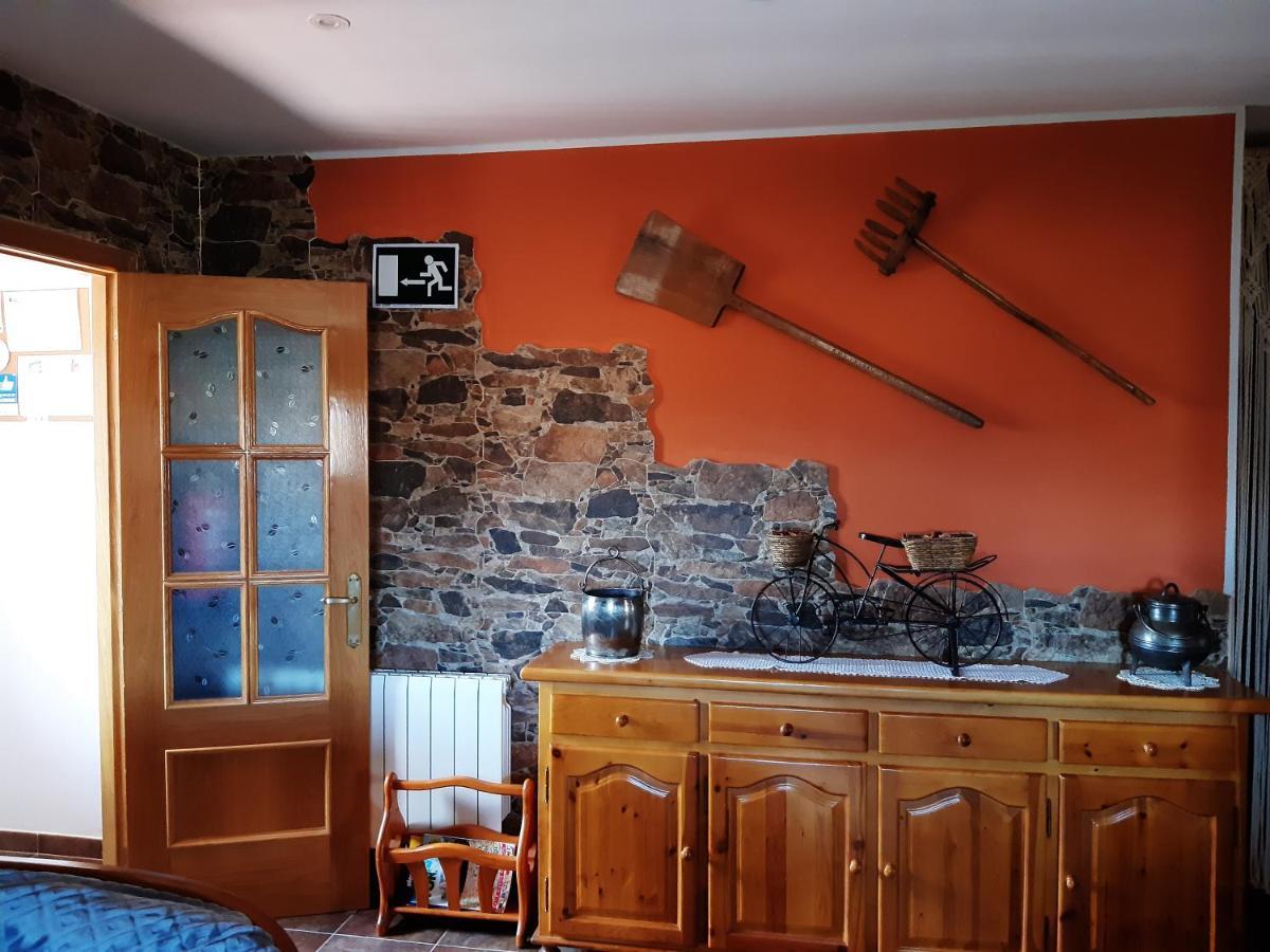 Casa Rural Mi Descanso Valdefuentes de Sangusín Exteriér fotografie